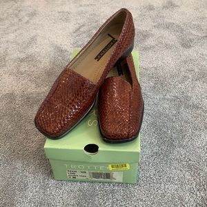 Trotter Lori Flats
